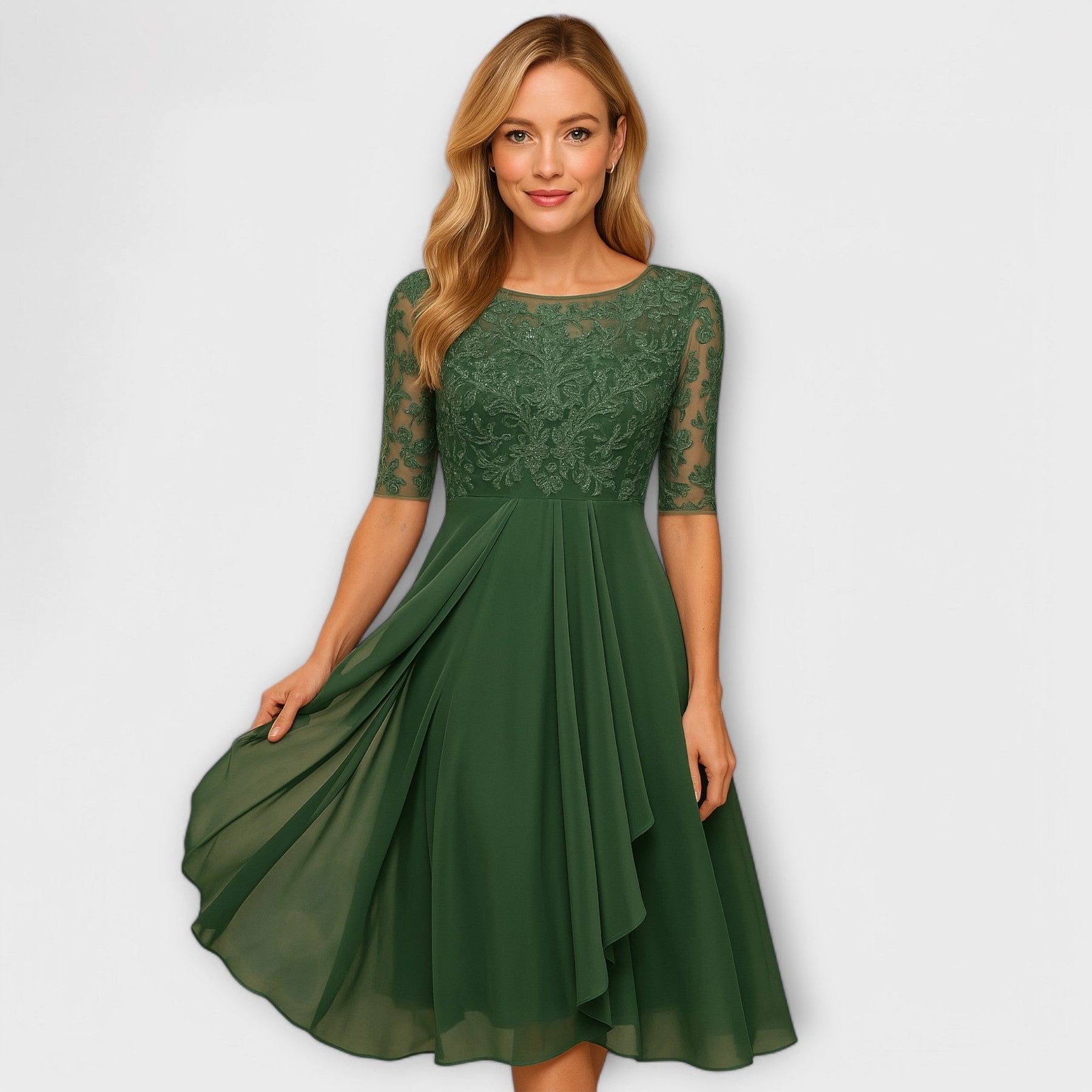 Martyna – Elegant Lace Midi Dress