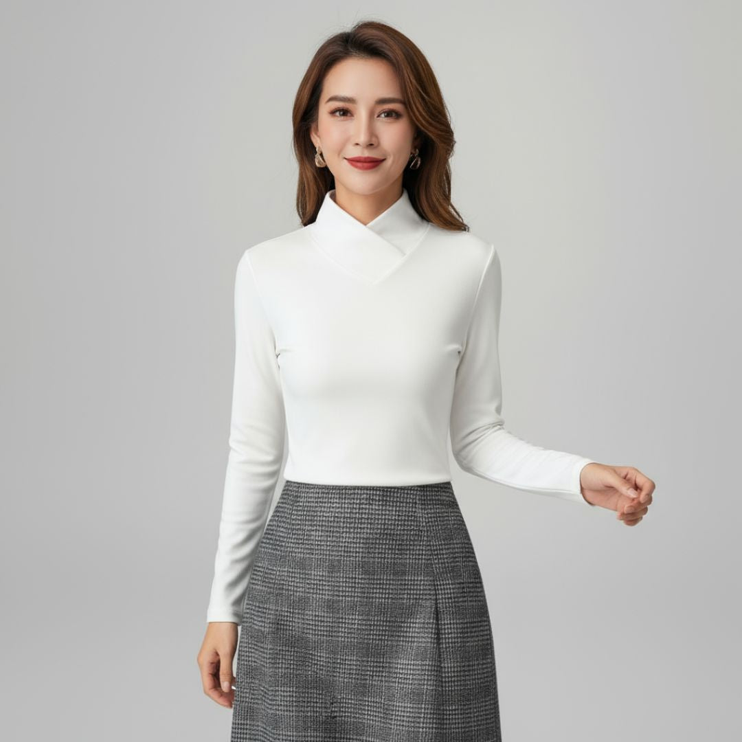 Beverley | Elegant Turtleneck Fit