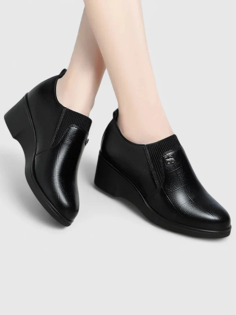 ALEXA ELEGANT WEDGE SHOES