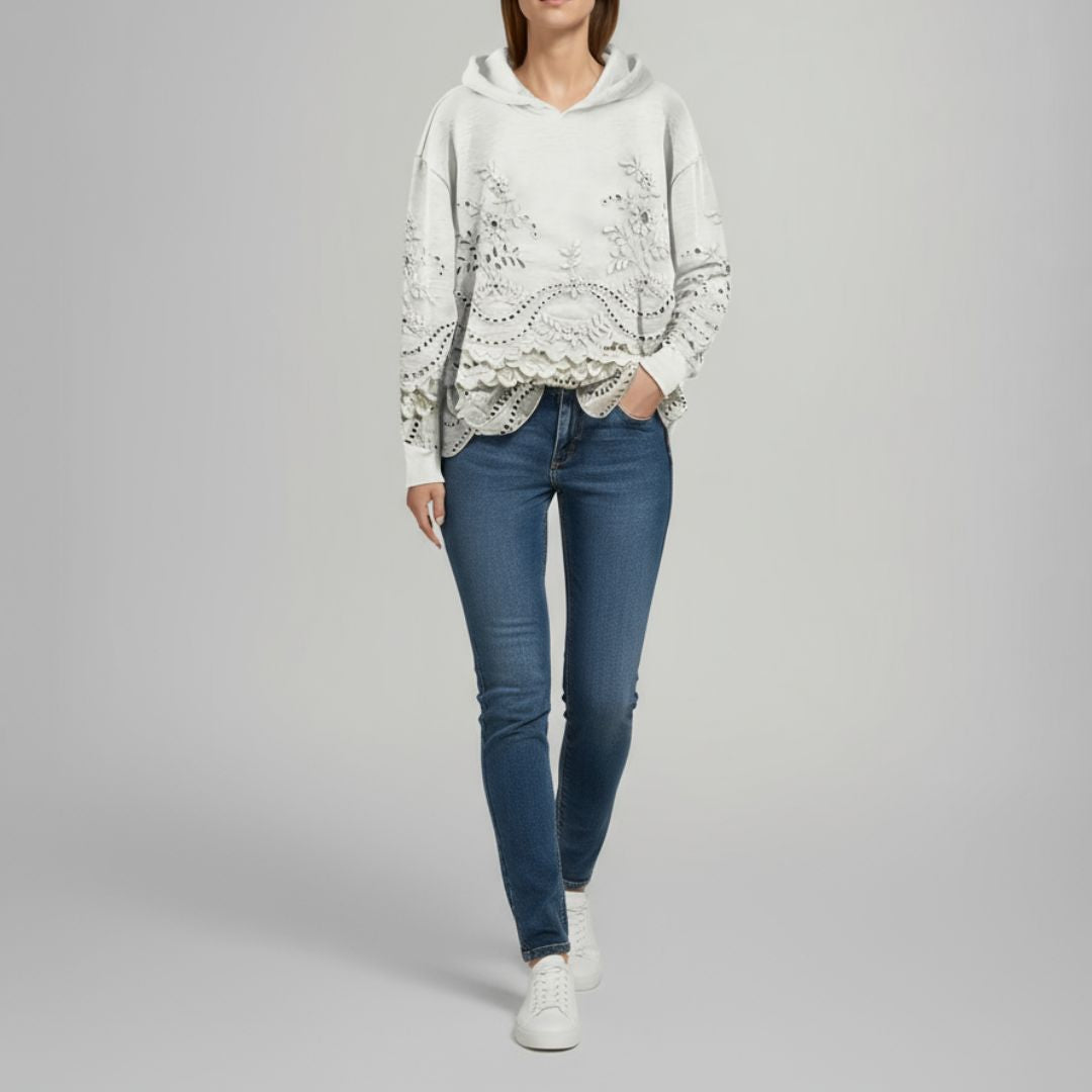 Melinda | Sweater with Lace Details